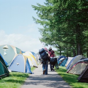 今年も暑い熱い夏のはじまりFUJI ROCK FESTIVALがもうすぐそこまでやってきています。昨日、全アーティストが発表されタイムスケジュールもでて開催まで残りわずかですね。僕にとってはこれが年明け、開幕、あけましておめでとう！多くのフジロッカーズも同じことを思っているはず。